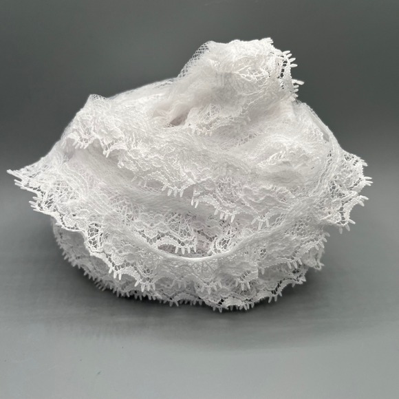 VTG White Lace Trim Embellishment Sewing DIY Crafts Bridal Decor 6 Yard Roll - Picture 1 of 4